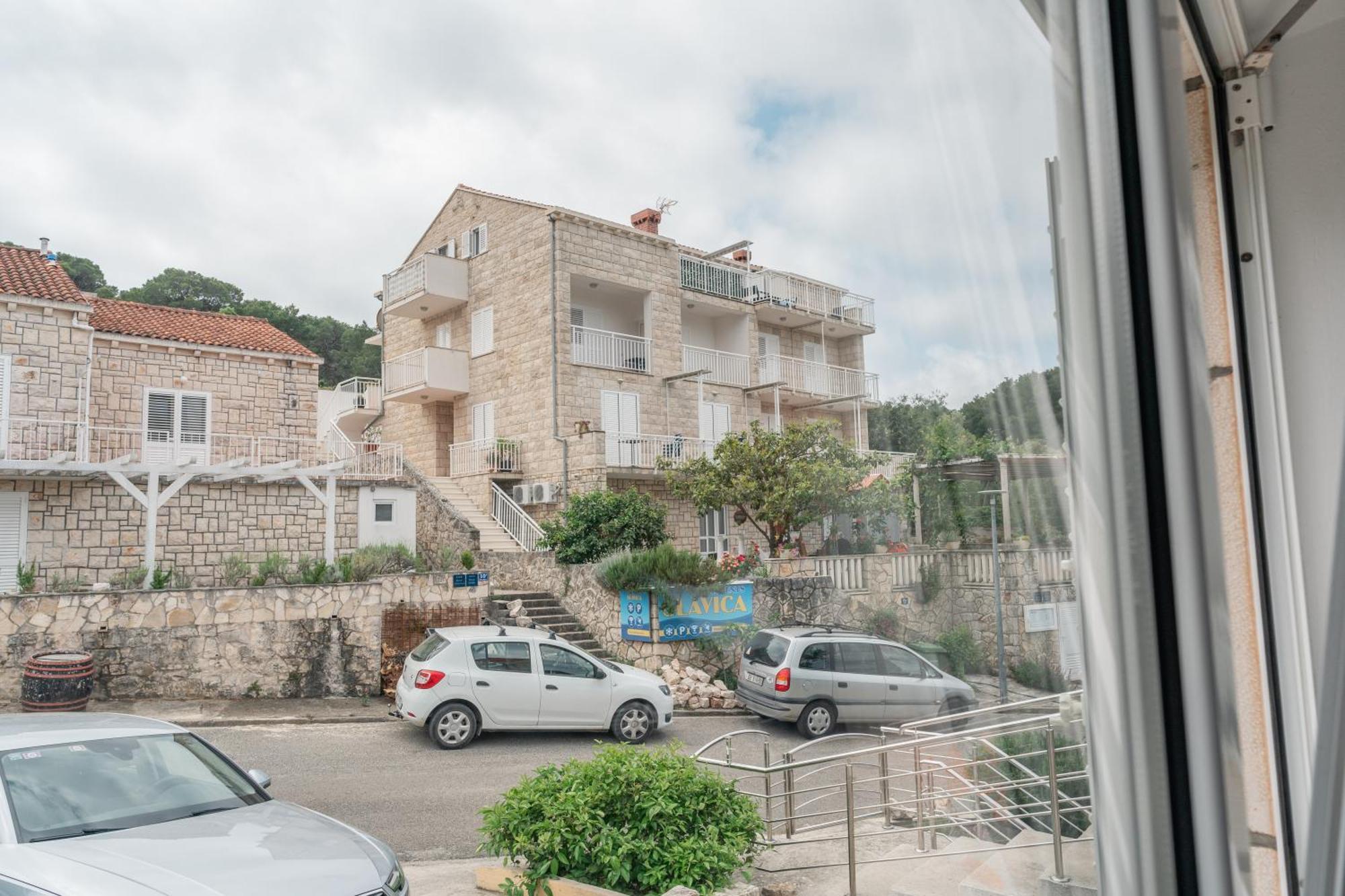 פומנה Guesthouse Kamarin חדר תמונה